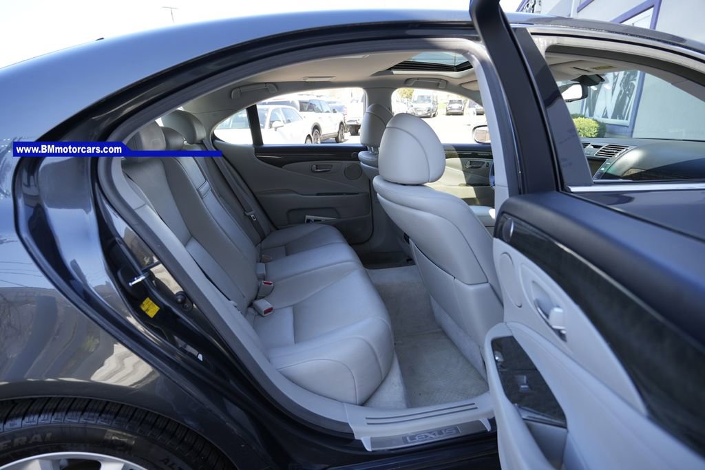 Used 2007 Lexus LS 460 image 37