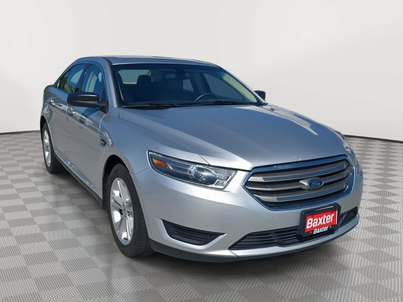 Used 2018 Ford Taurus SE
