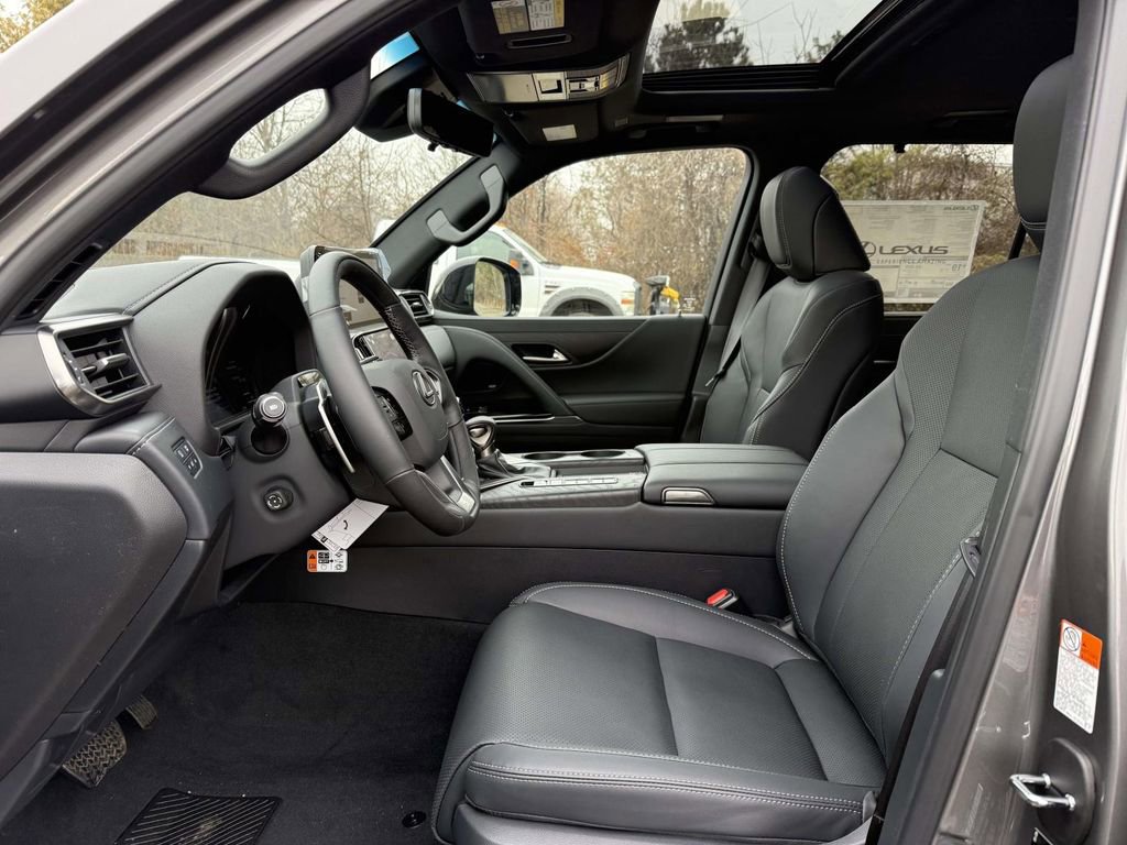 New 2026 Lexus LX 600 4WD w/ Luxury Package image 12