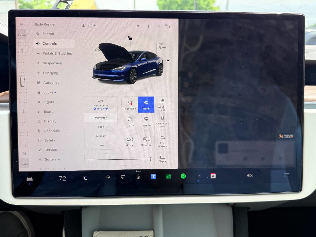 Used 2022 Tesla Model S image 23