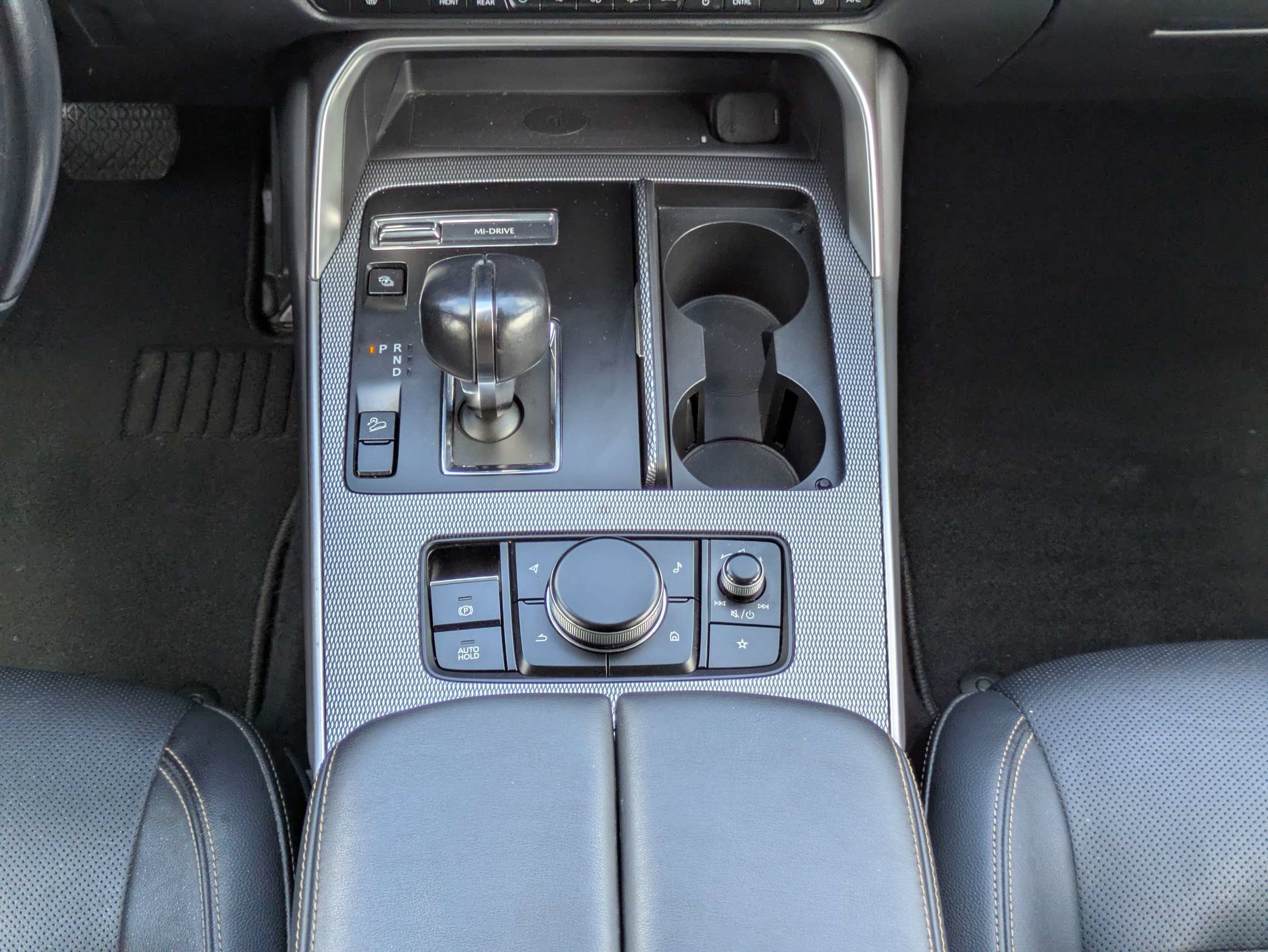 Used 2024 MAZDA CX-90 Plug-In Hybrid w/ Premium Pkg AWD/4WD image 6