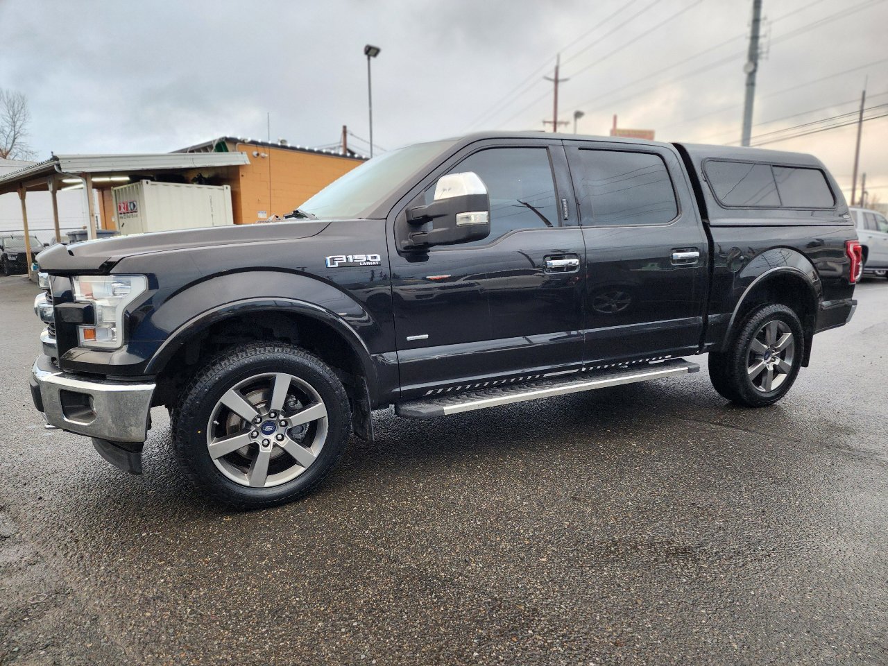 Used 2015 Ford F150 Lariat w/ Equipment Group 502A Luxury image 8
