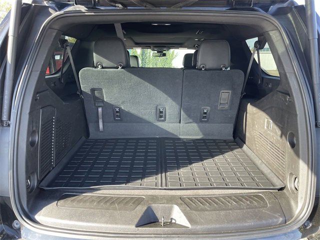 Used 2021 Chevrolet Suburban LT image 24