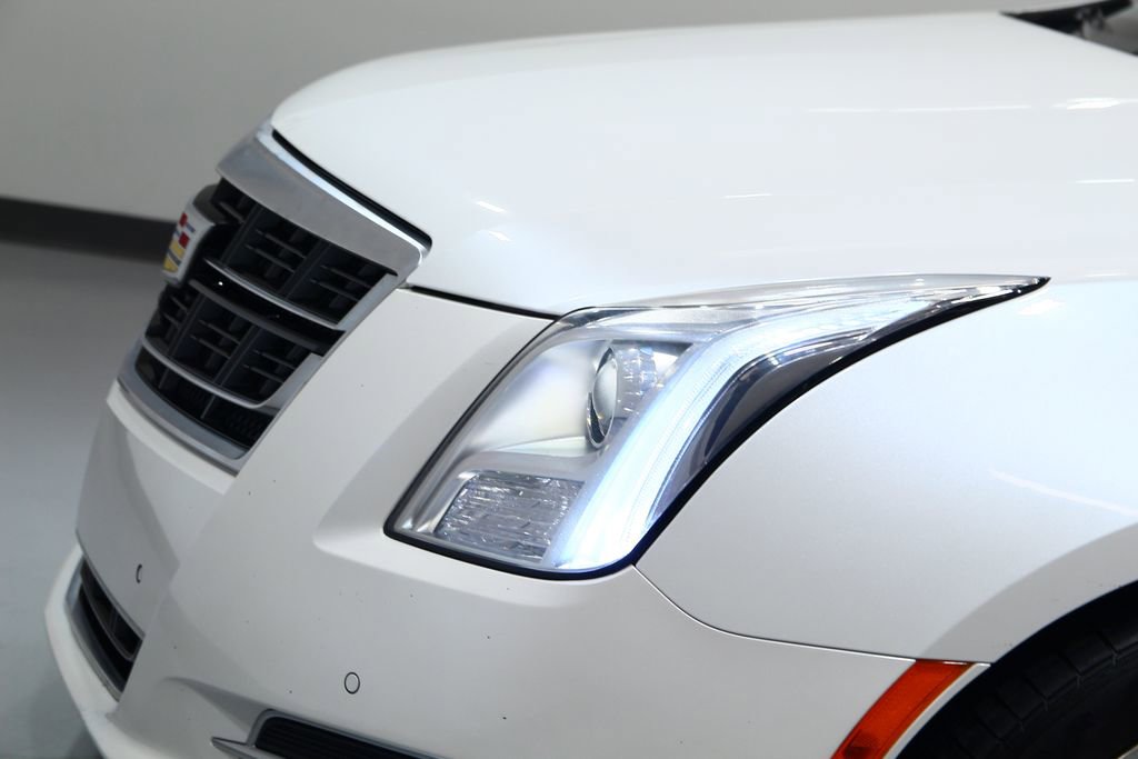 Used 2016 Cadillac XTS Luxury w/ Driver Awareness Package image 17