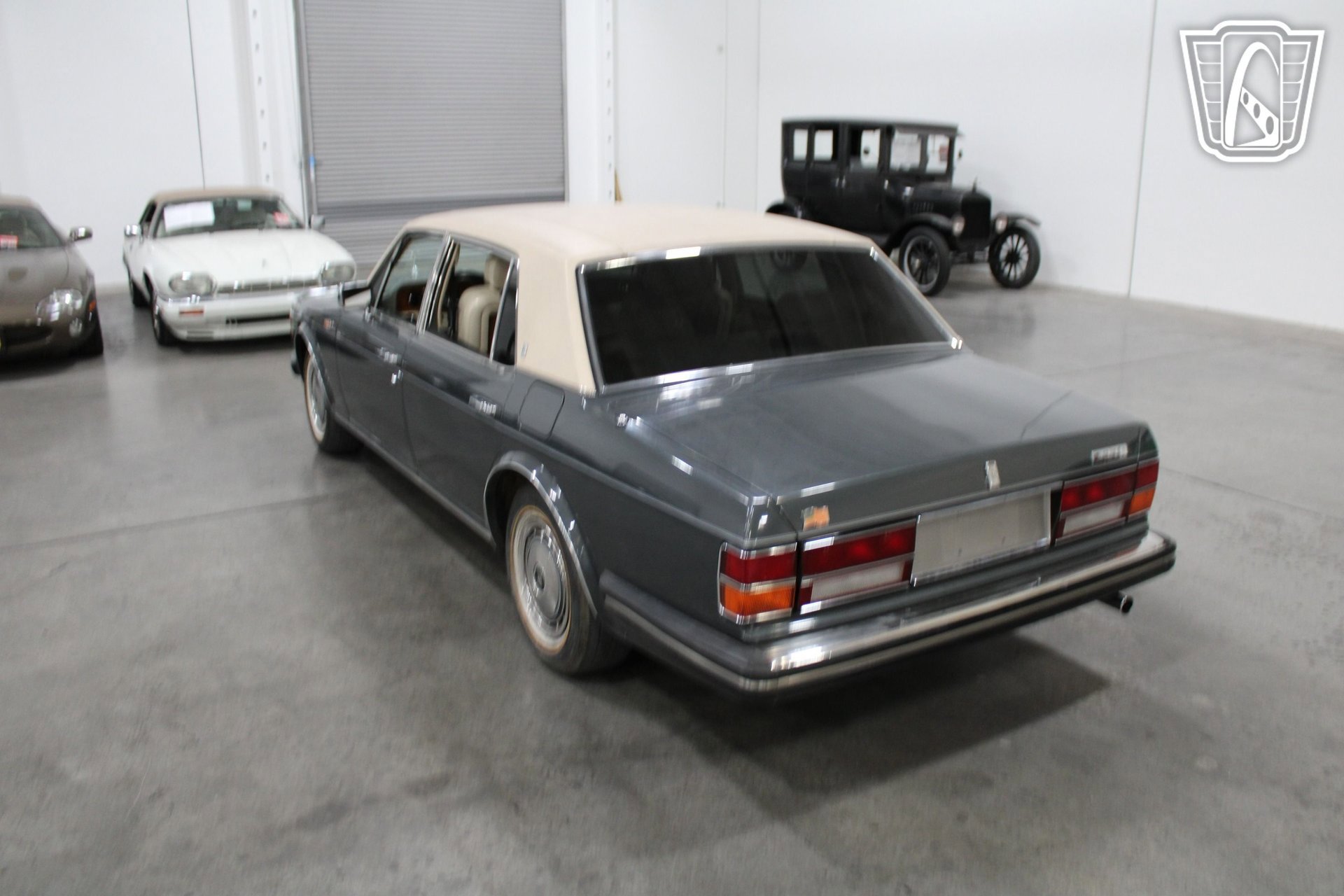 Used 1990 Rolls-Royce Silver Spur II image 13
