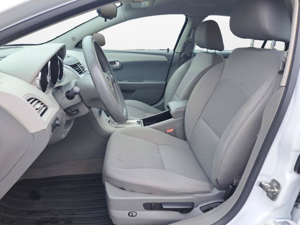 Used 2012 Chevrolet Malibu LS w/ LS Uplevel Package FWD image 9