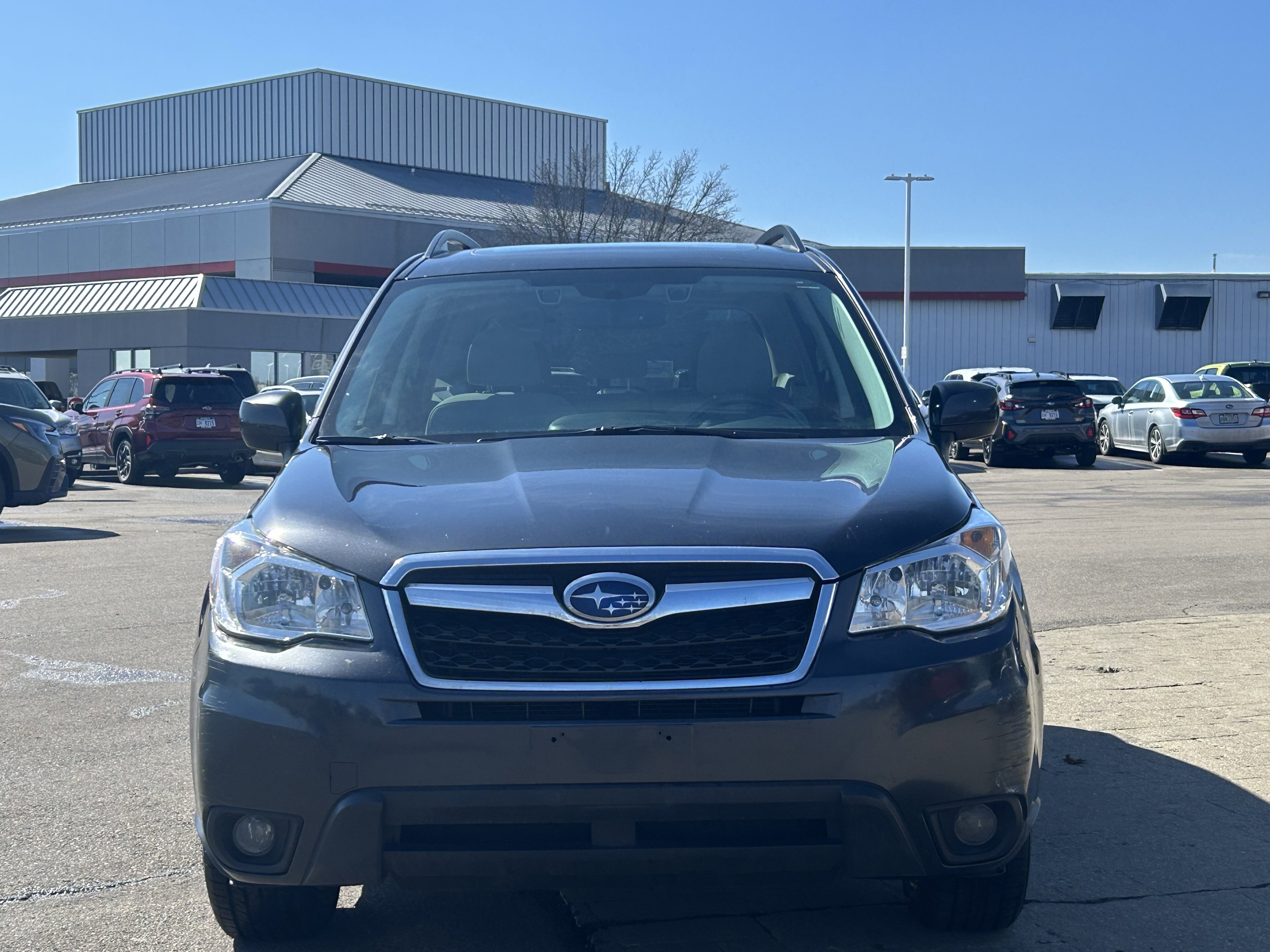 Used 2016 Subaru Forester 2.5i Premium image 2
