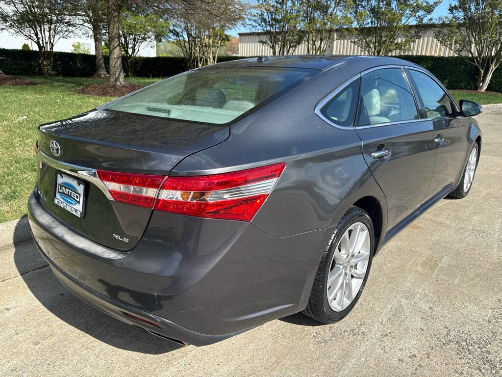Used 2014 Toyota Avalon XLE Touring image 3