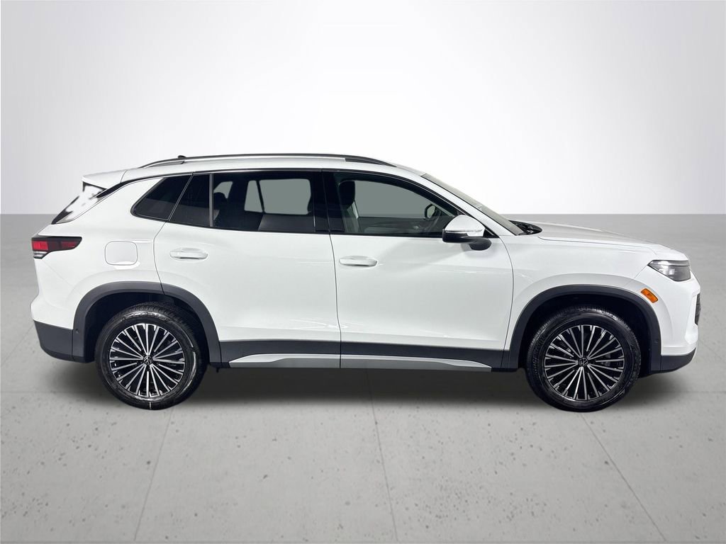 New 2025 Volkswagen Tiguan S image 5