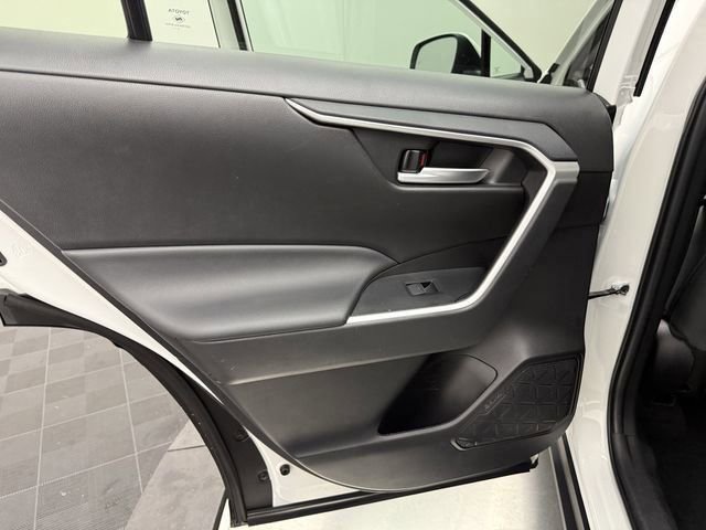 Used 2024 Toyota RAV4 XLE image 23
