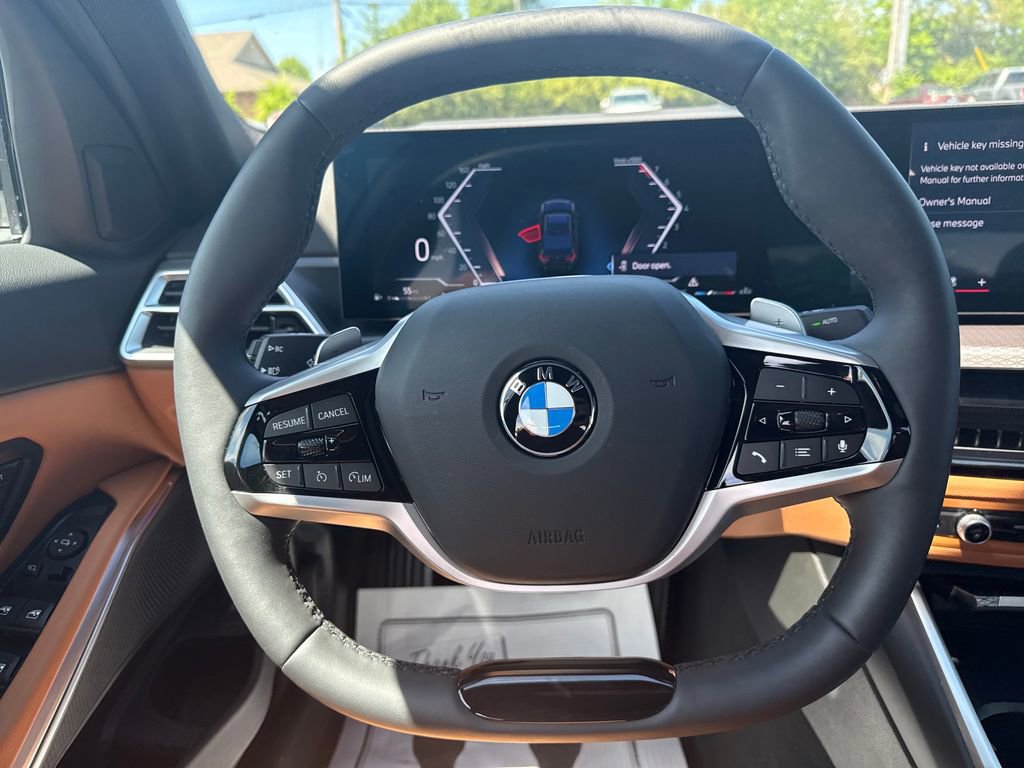 Used 2025 BMW 330i xDrive Sedan w/ Premium Package AWD/4WD image 15