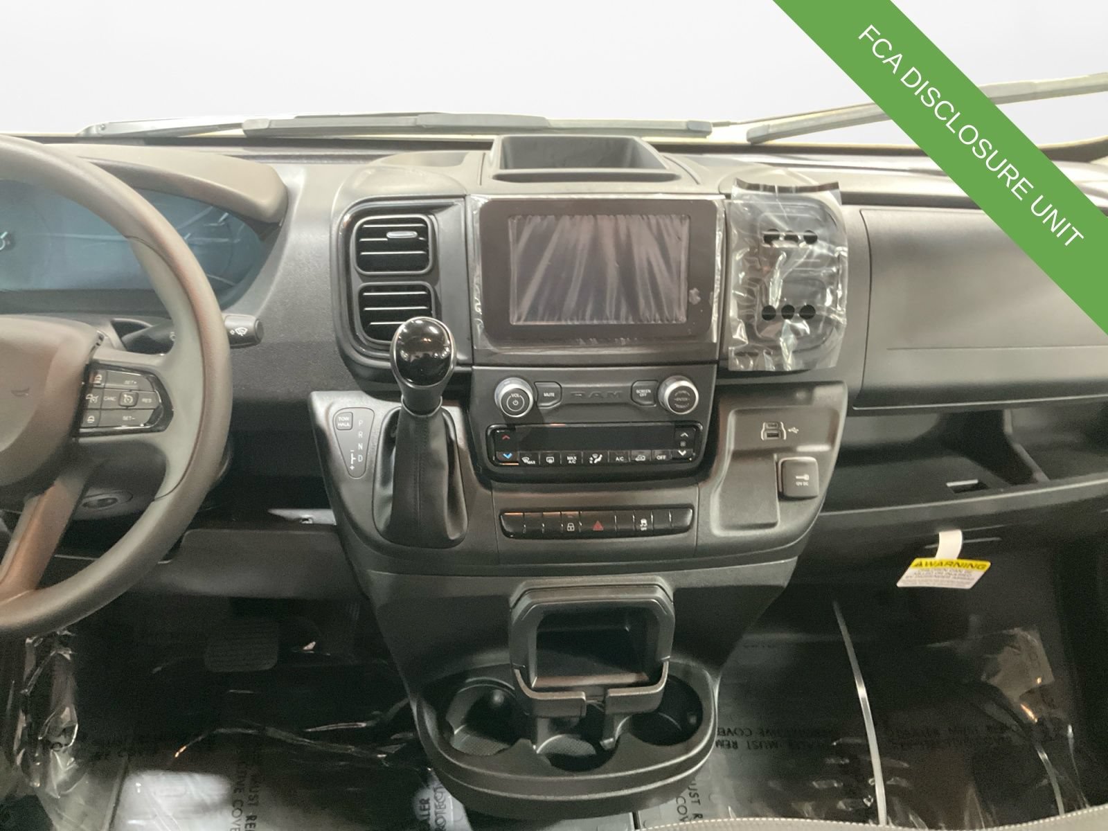Used 2025 RAM ProMaster 1500 w/ Convenience Group FWD image 11
