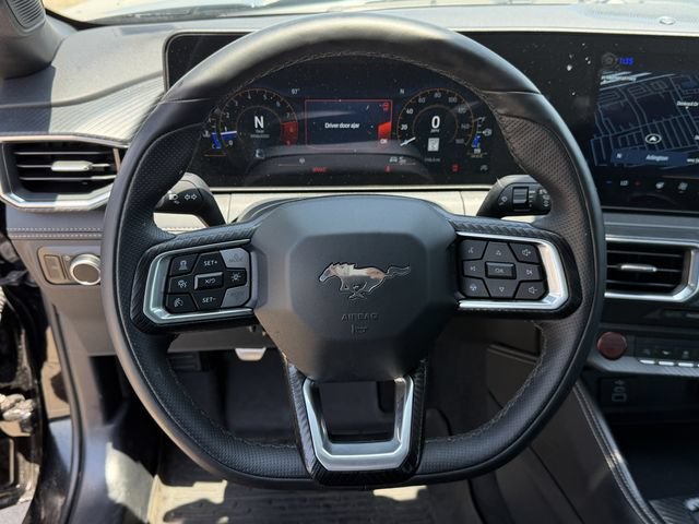 Used 2025 Ford Mustang GT Premium RWD image 11