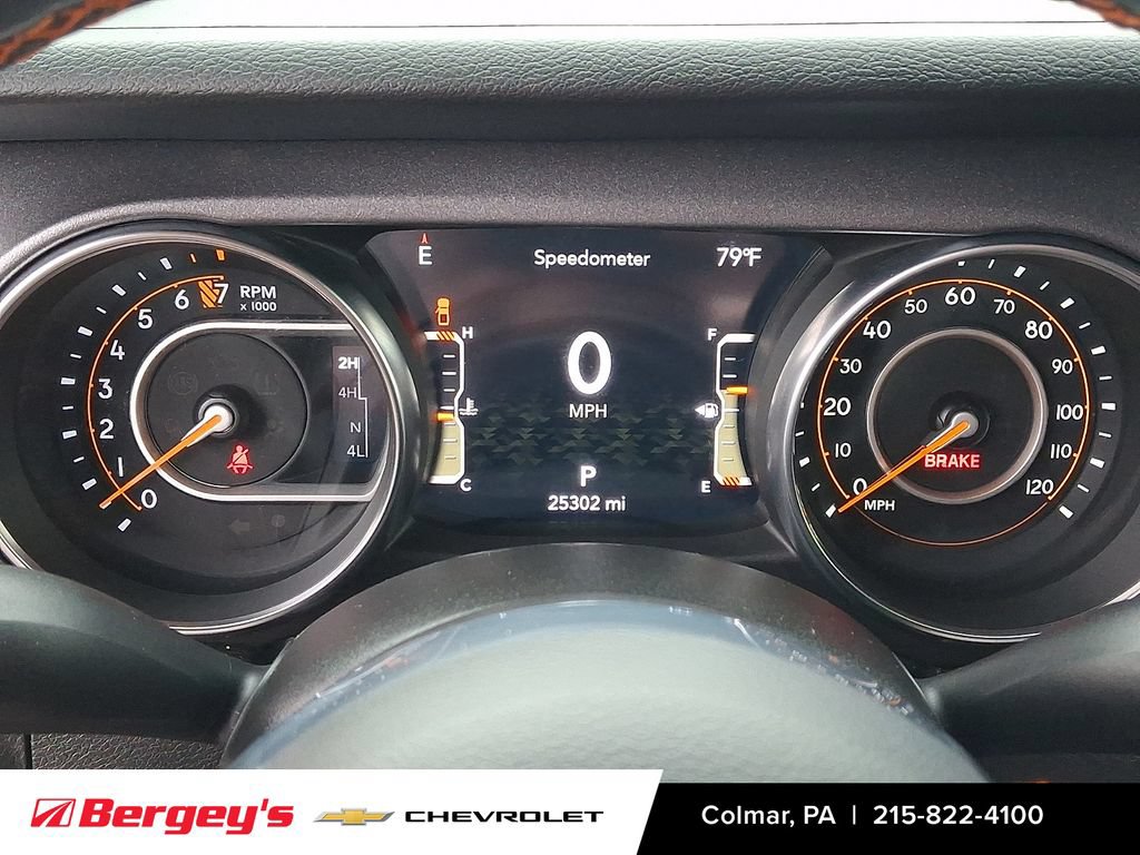 Used 2023 Jeep Gladiator Mojave w/ Cold Weather Group AWD/4WD image 24