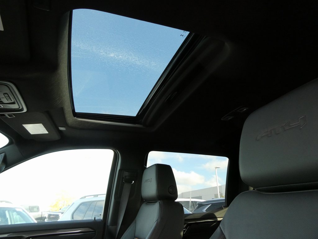 New 2026 GMC Sierra 1500 AT4 w/ AT4 Premium Package image 32