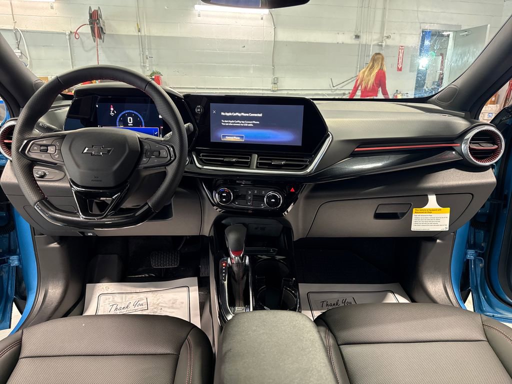 New 2026 Chevrolet Trax RS w/ Sunroof Package FWD image 38