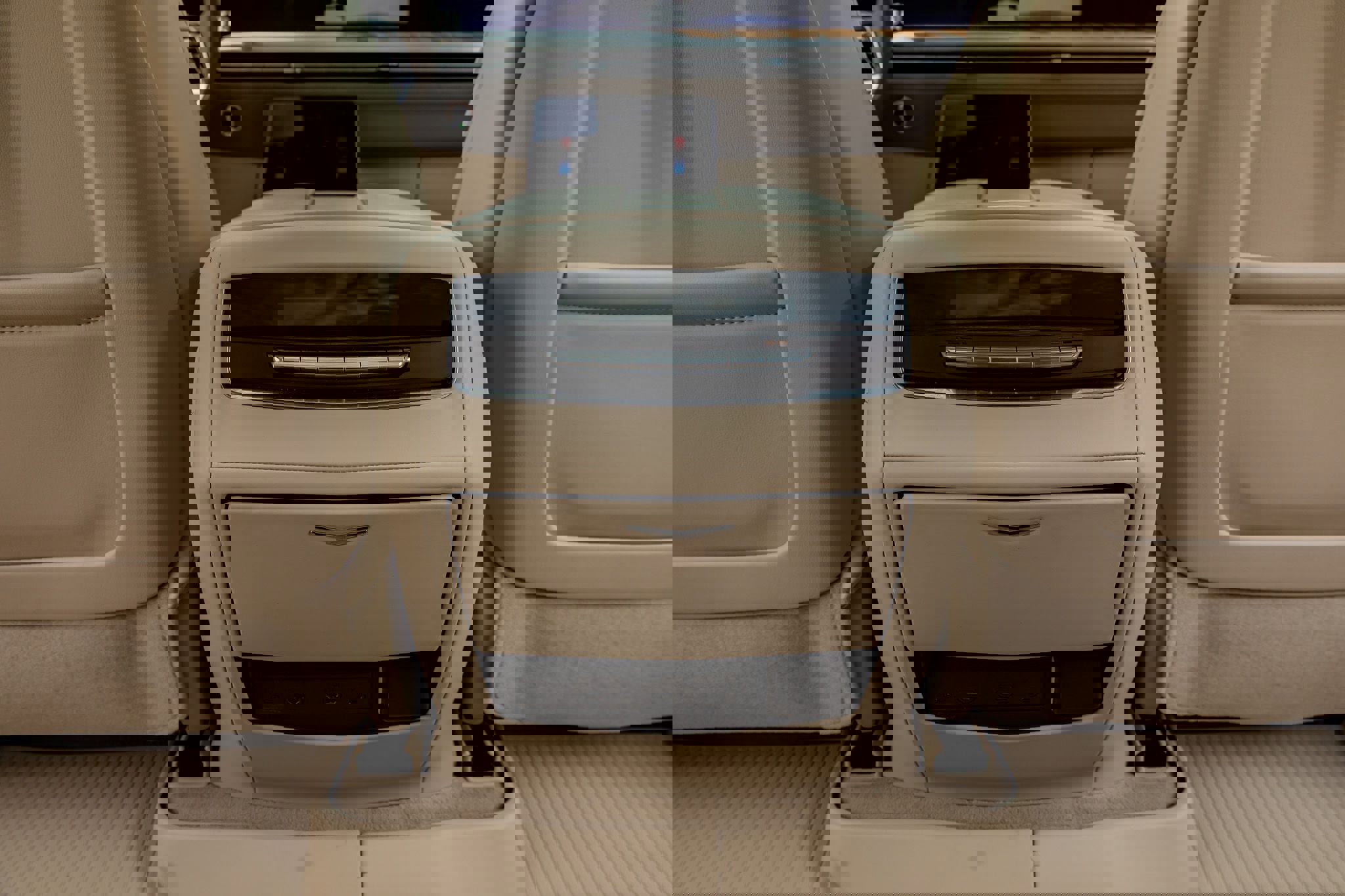 Used 2025 Cadillac Escalade Sport Platinum w/ LPO, Floor Liner Package image 33