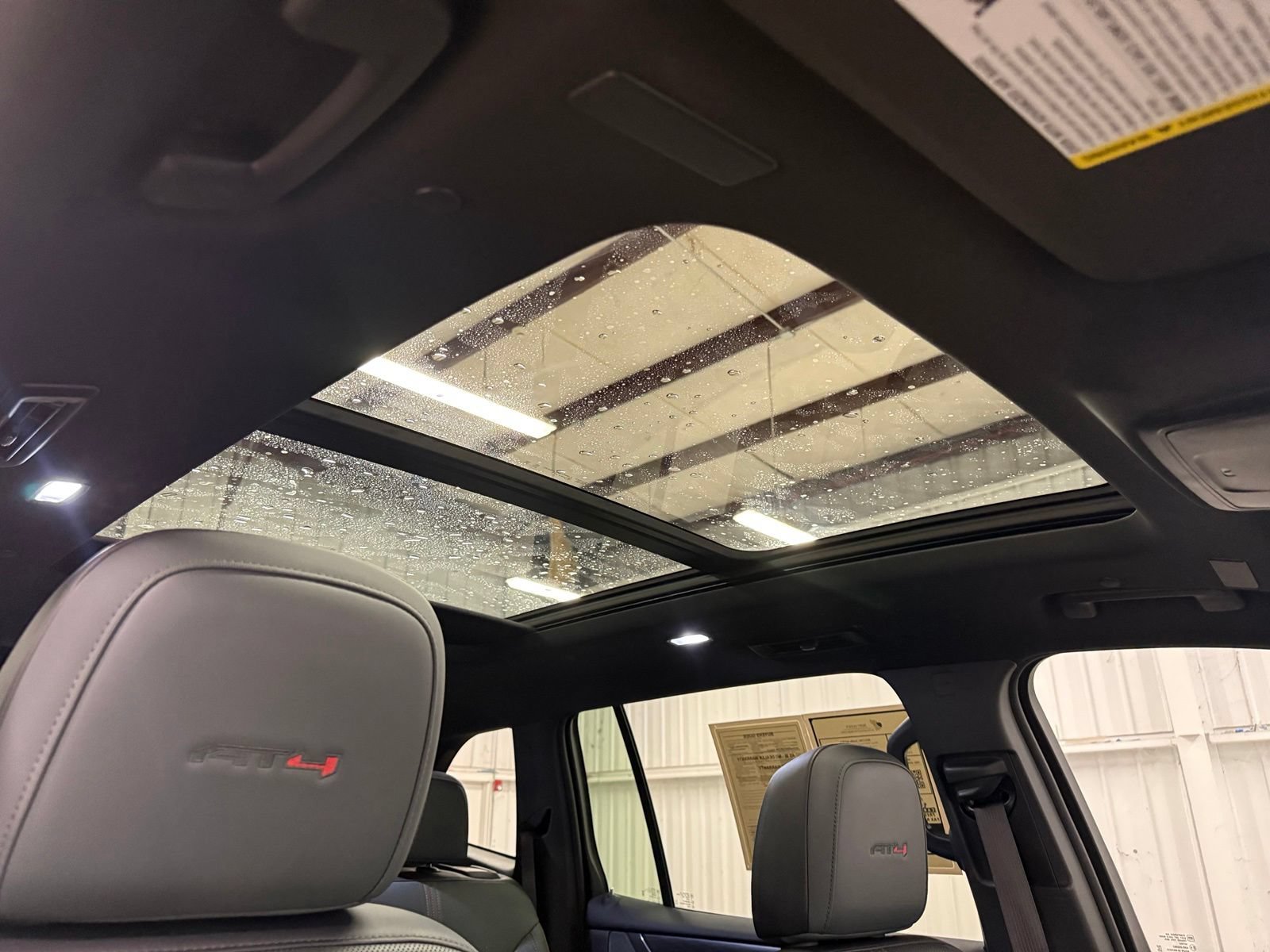 Used 2024 GMC Acadia AT4 w/ Luxury Package AWD/4WD image 27
