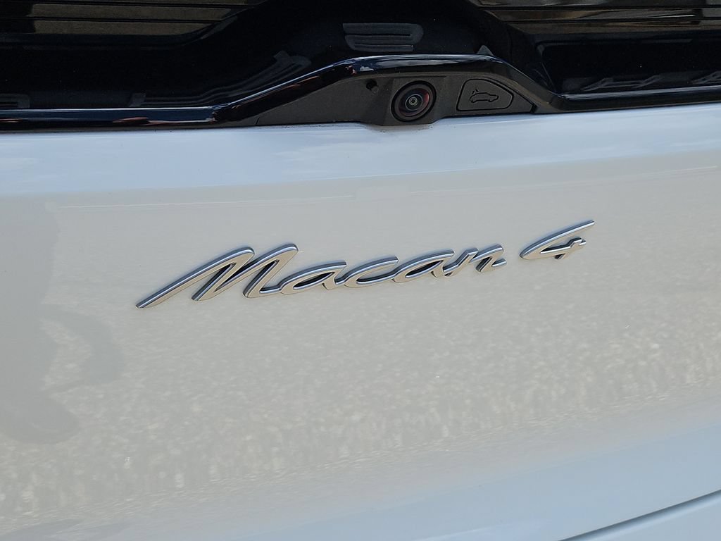Certified 2025 Porsche Macan 4 Electric AWD/4WD image 13