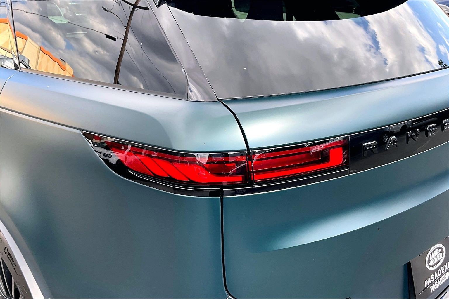 New 2026 Land Rover Range Rover Sport SV AWD/4WD image 6
