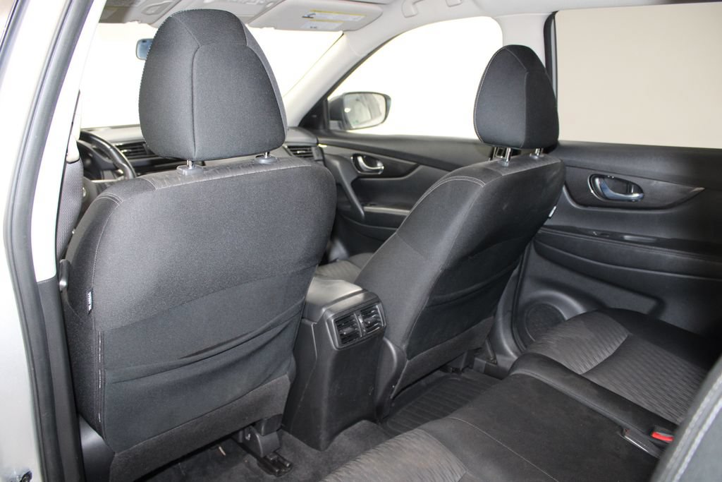 Used 2020 Nissan Rogue SV AWD/4WD image 24