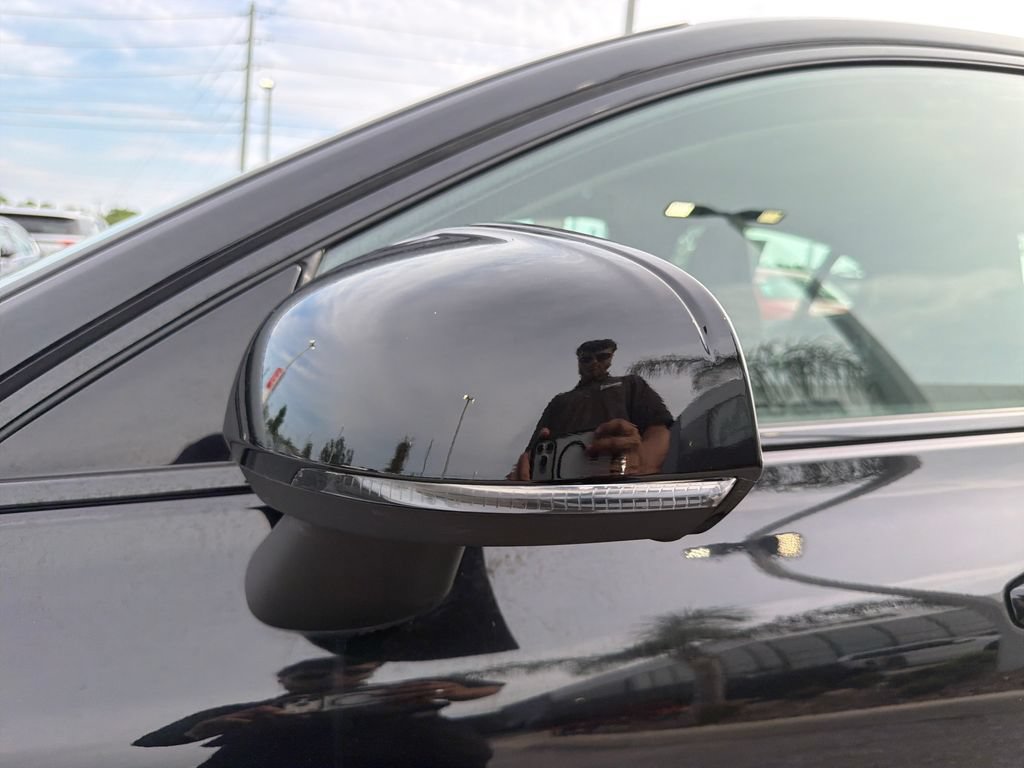 Used 2024 Volvo S60 B5 Core FWD image 16