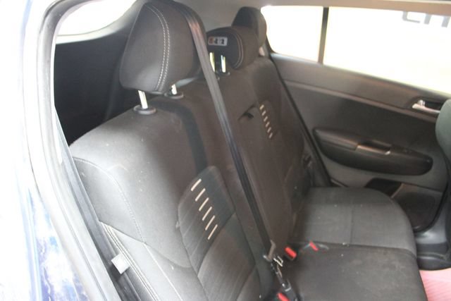 Used 2018 Kia Sportage LX AWD/4WD image 9