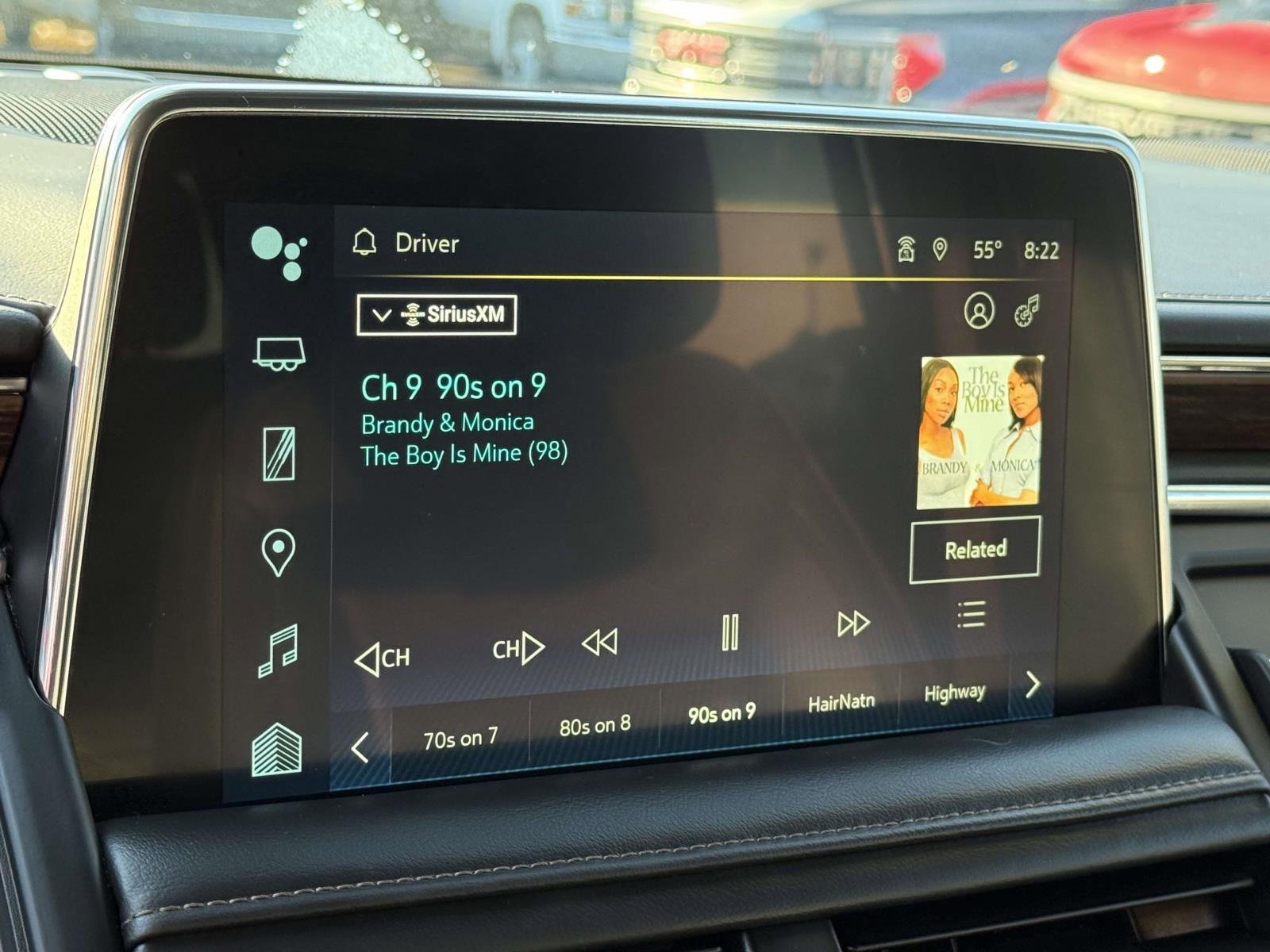 Certified 2023 Chevrolet Suburban High Country image 9