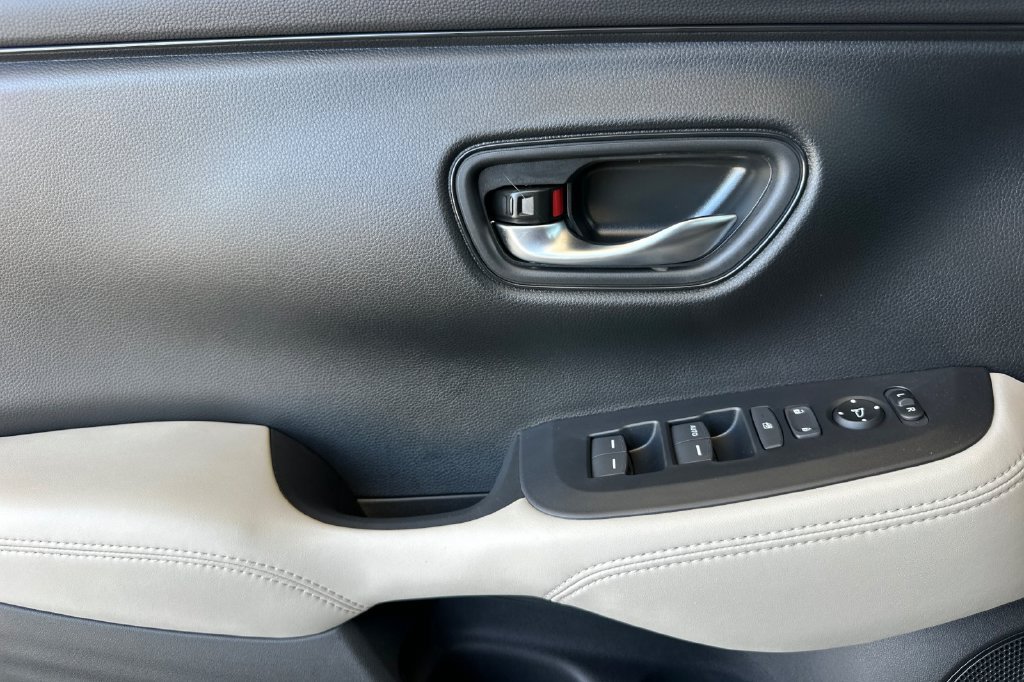 New 2027 Honda HR-V LX image 11