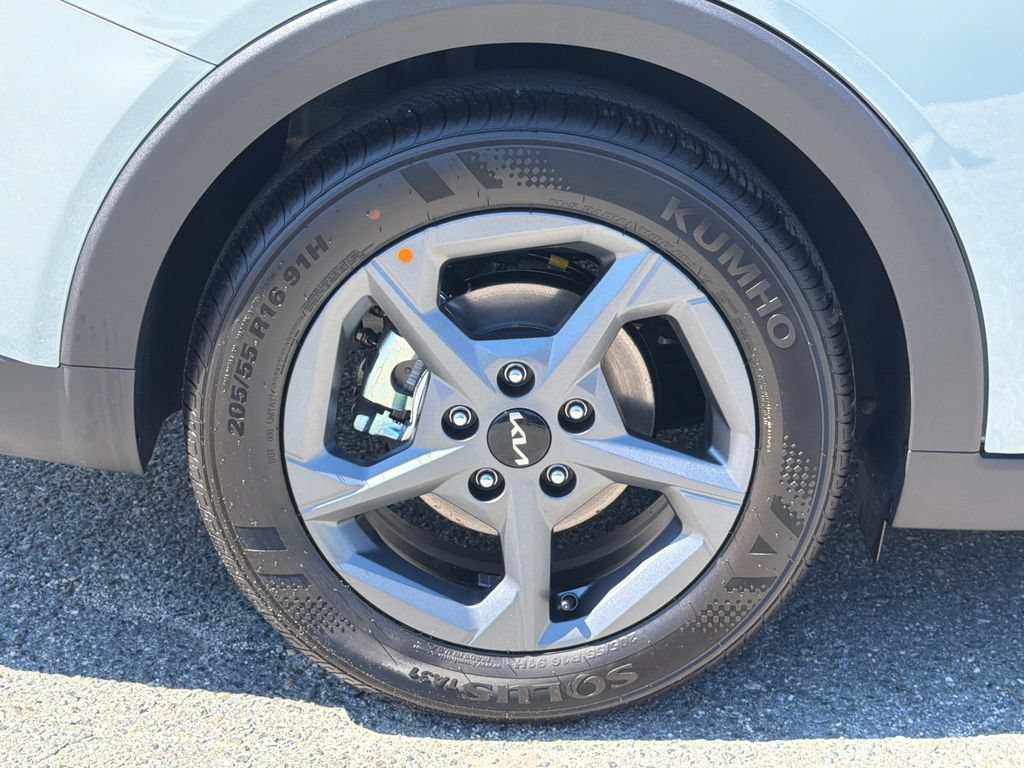 New 2026 Kia K4 FWD image 7