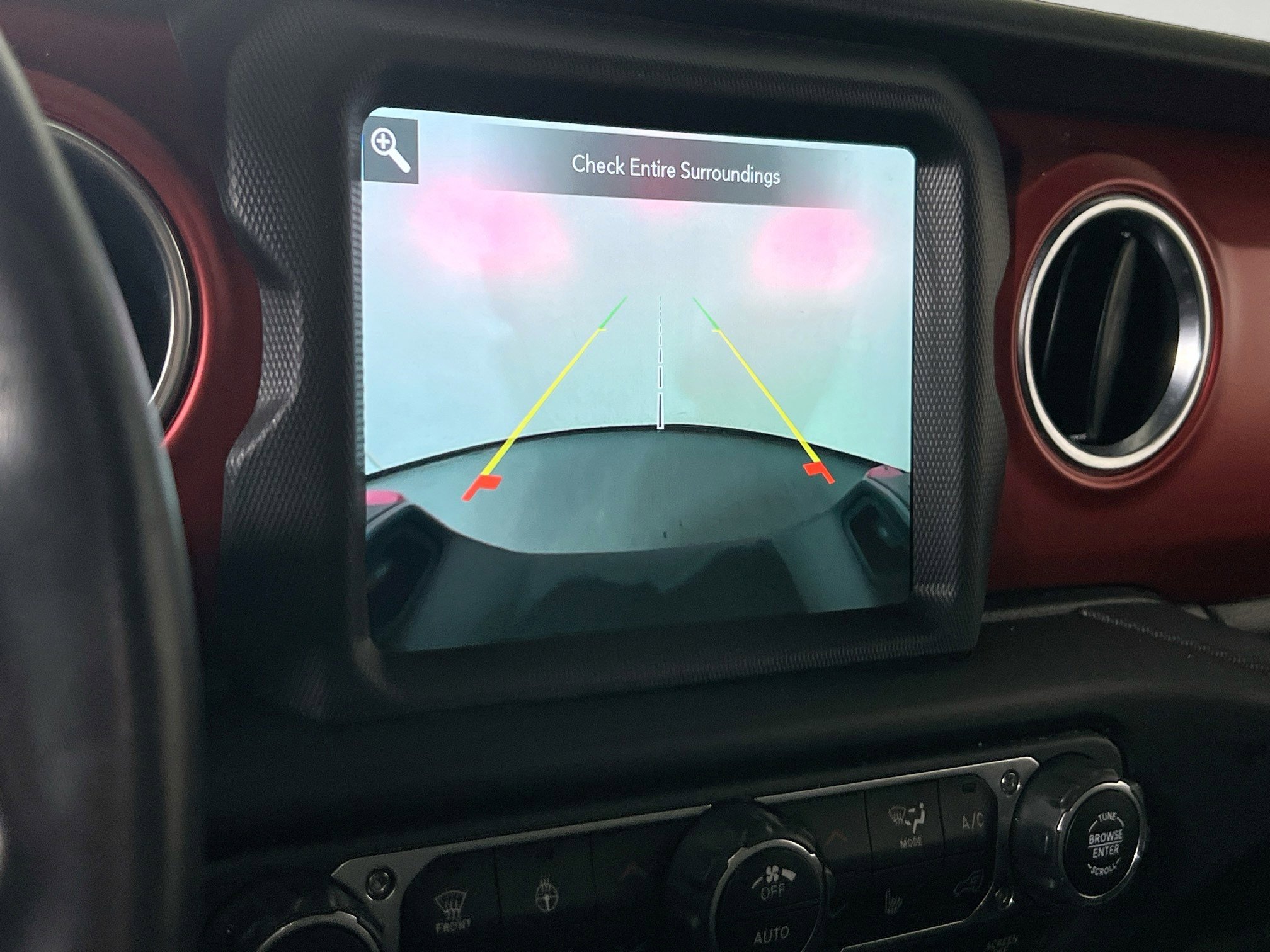 Used 2022 Jeep Gladiator Rubicon w/ Cold Weather Group image 14