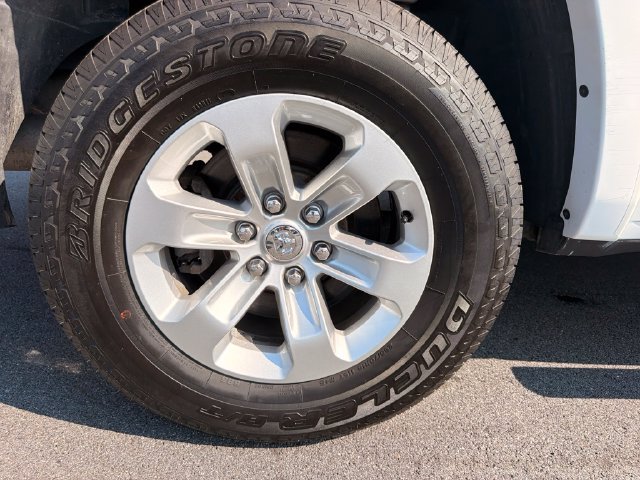 Used 2022 RAM 1500 Laramie AWD/4WD image 36