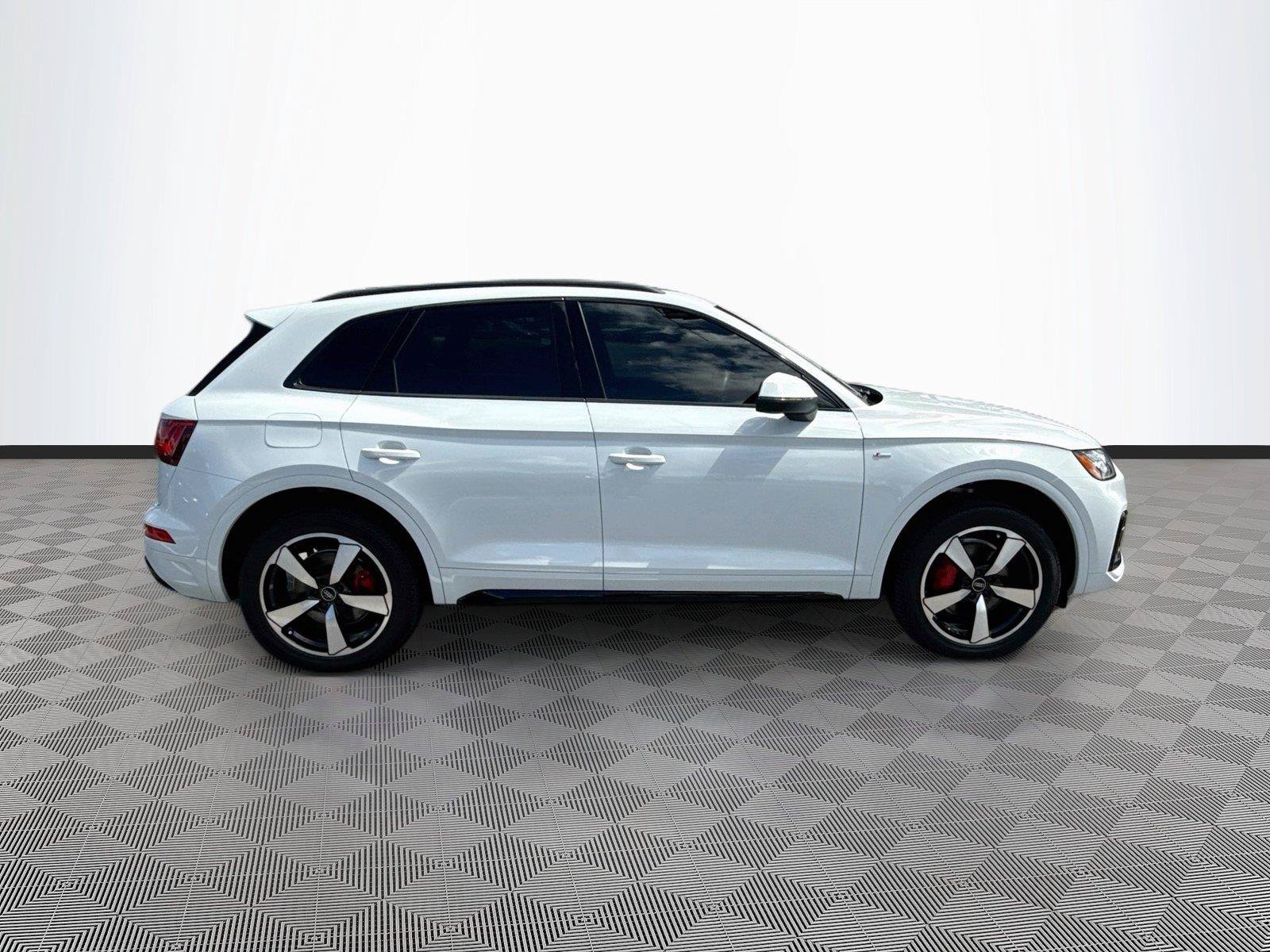Certified 2024 Audi Q5 2.0T Premium Plus AWD/4WD image 8