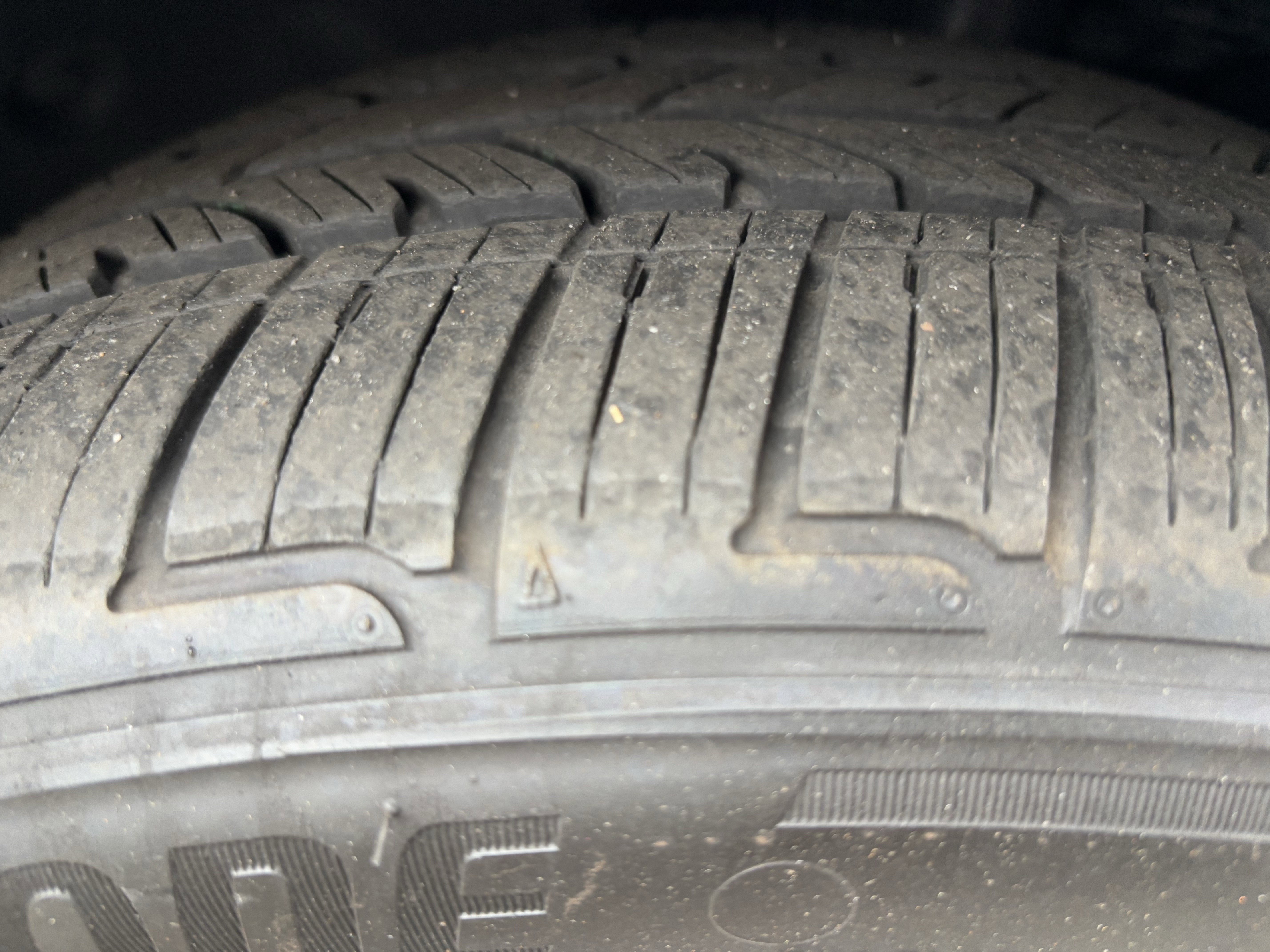 Certified 2025 BMW 330i xDrive Sedan w/ Premium Package image 12