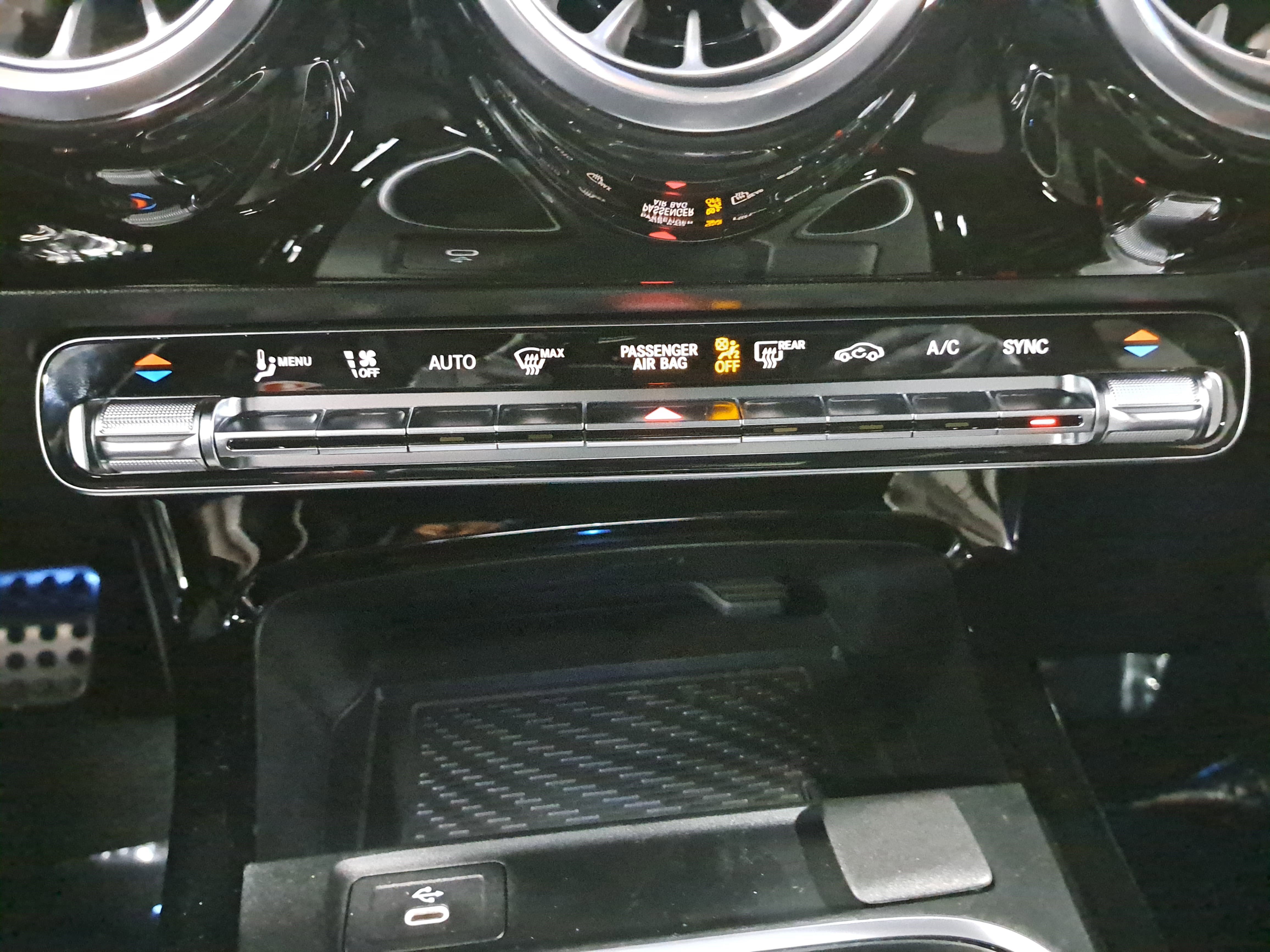 New 2026 Mercedes-Benz CLA 250 4MATIC image 22