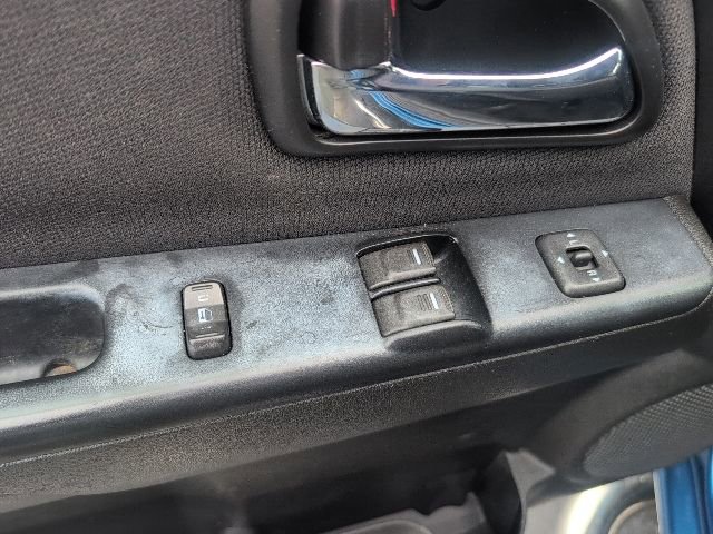 Used 2012 Chevrolet Colorado LT w/ Bodyguard Package AWD/4WD image 13