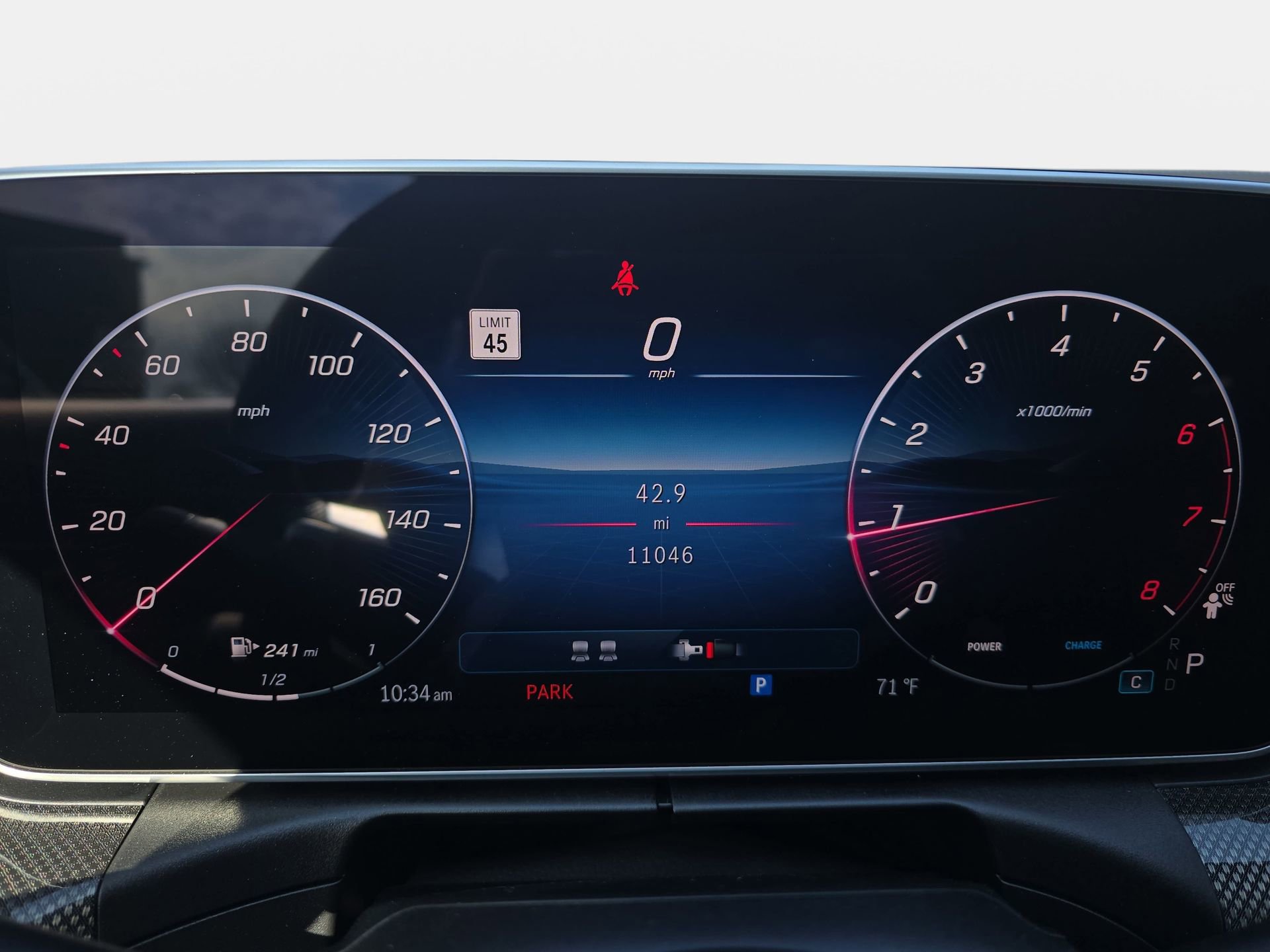Certified 2025 Mercedes-Benz CLE 300 4MATIC Coupe image 19