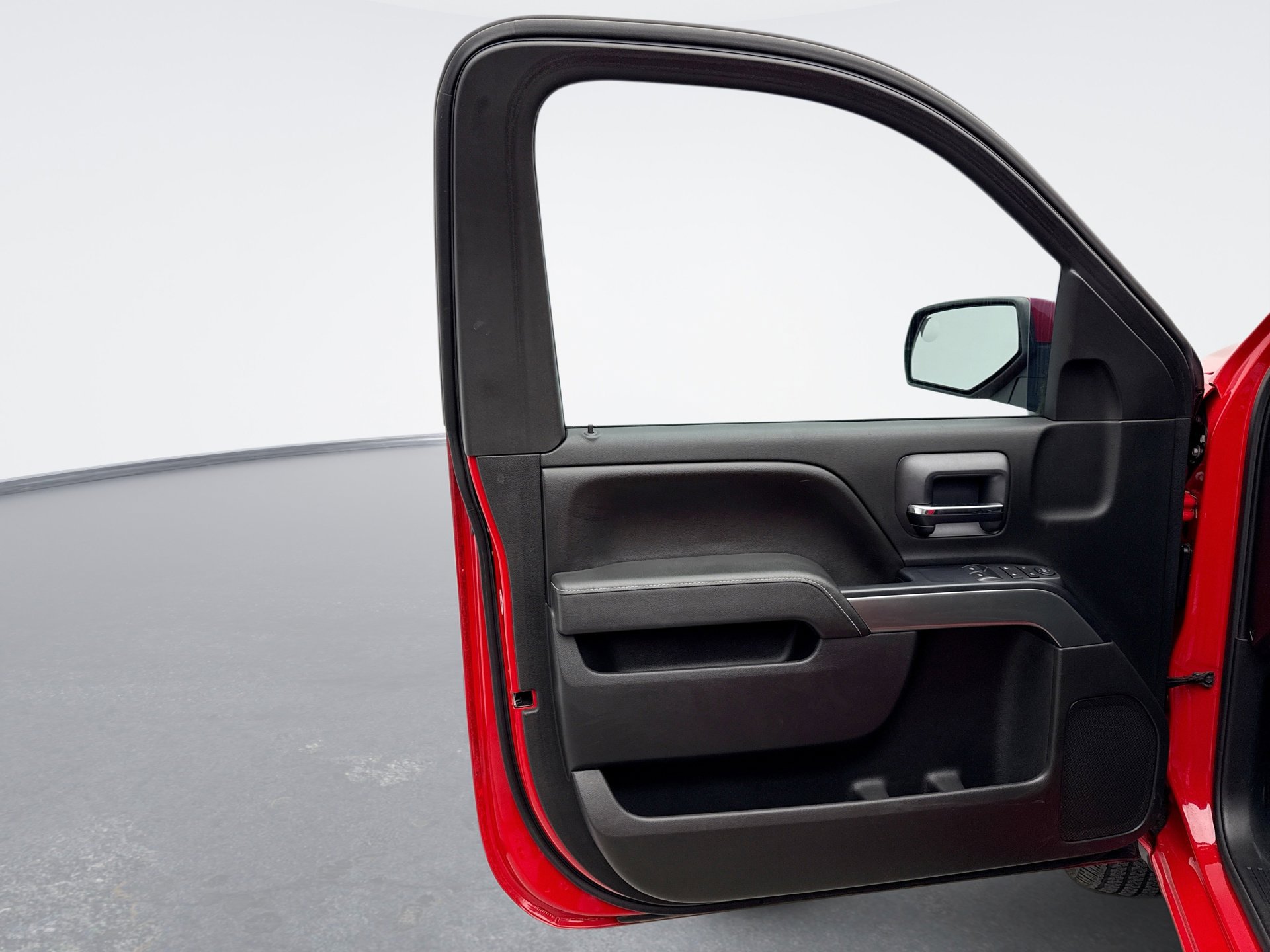 Used 2016 Chevrolet Silverado 1500 LT w/ LT Convenience Package image 9