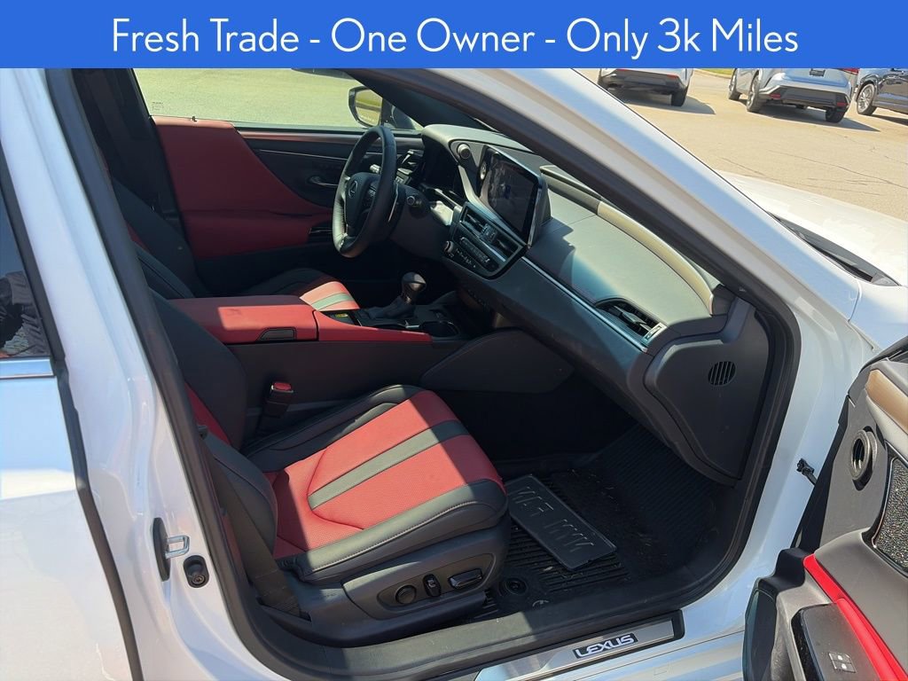 Certified 2025 Lexus ES 350 F Sport w/ Accessory Package (Z2) image 16