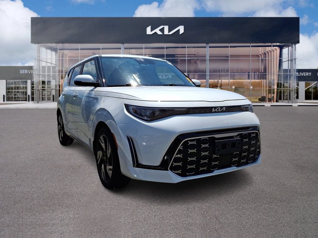 Certified 2023 Kia Soul GT-Line w/ GT-Line Technology Package FWD image 1