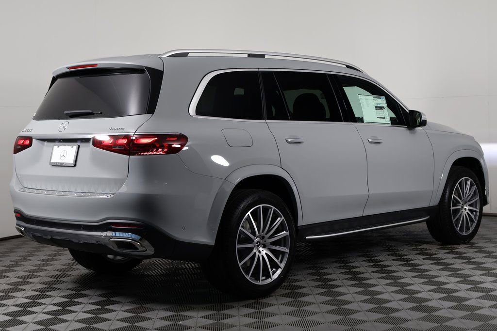 New 2026 Mercedes-Benz GLS 580 4MATIC image 2