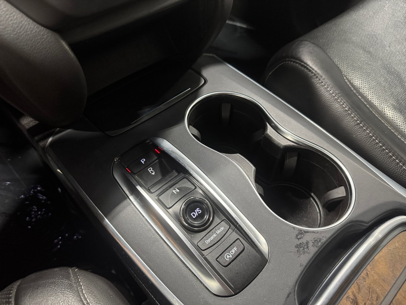 Used 2019 Acura MDX w/ Technology Package AWD/4WD image 25