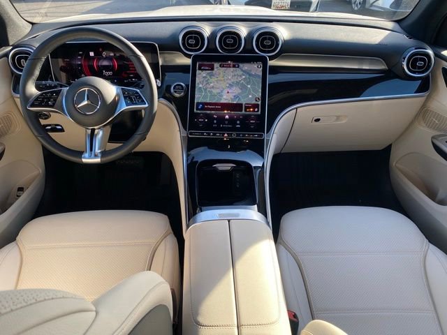 Used 2025 Mercedes-Benz GLC 350e GLC 350e image 30