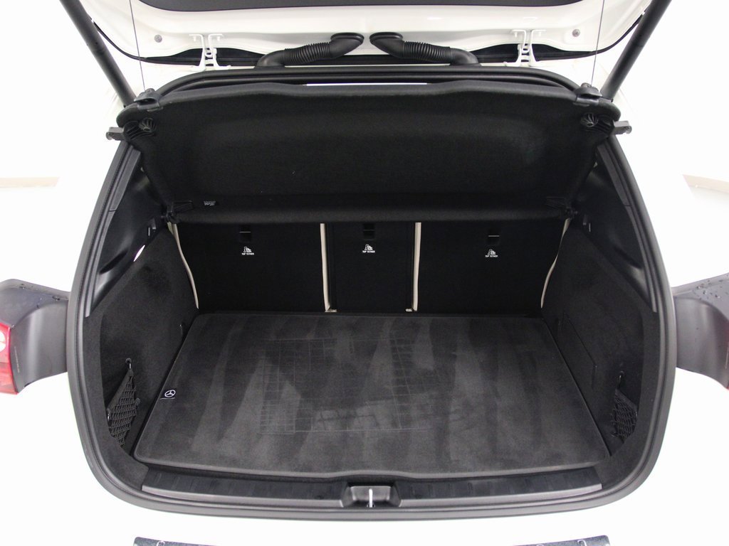 Certified 2025 Mercedes-Benz GLA 250 4MATIC image 25