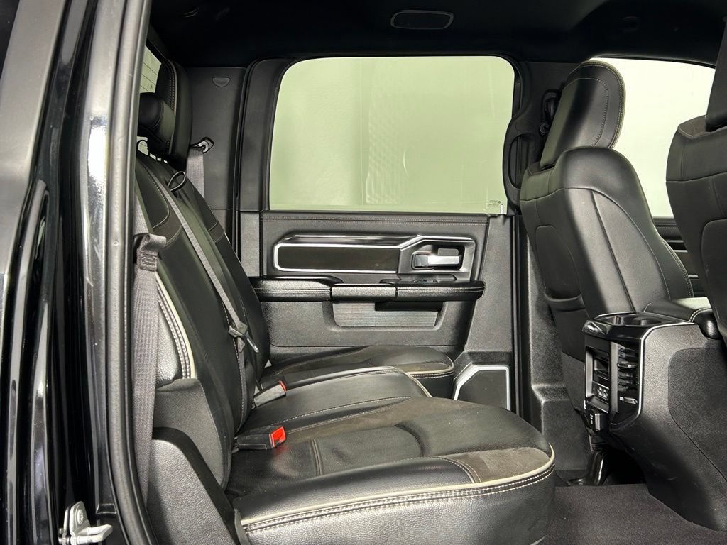 Used 2022 RAM 3500 Laramie AWD/4WD image 15