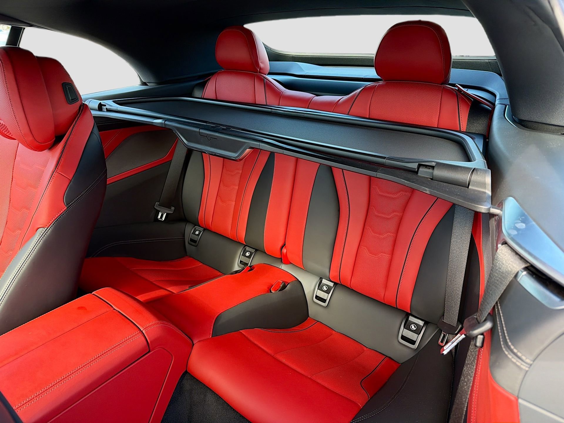 Used 2025 BMW M850i xDrive Convertible image 22