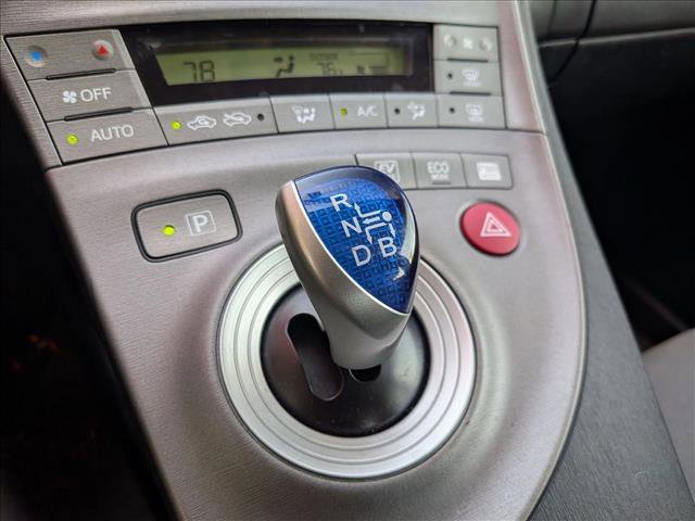 Used 2015 Toyota Prius Three image 12
