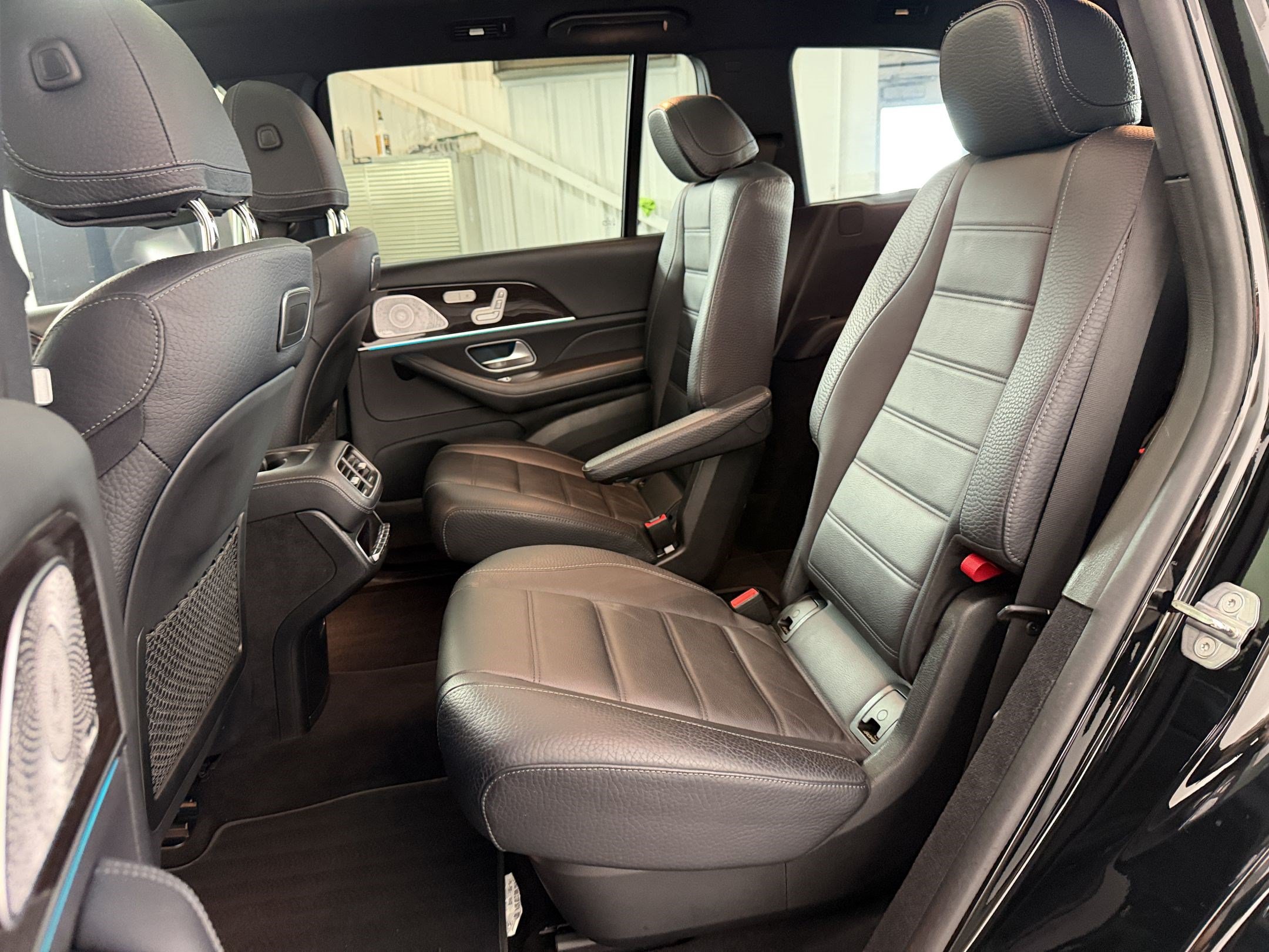 Used 2020 Mercedes-Benz GLS 580 4MATIC image 23