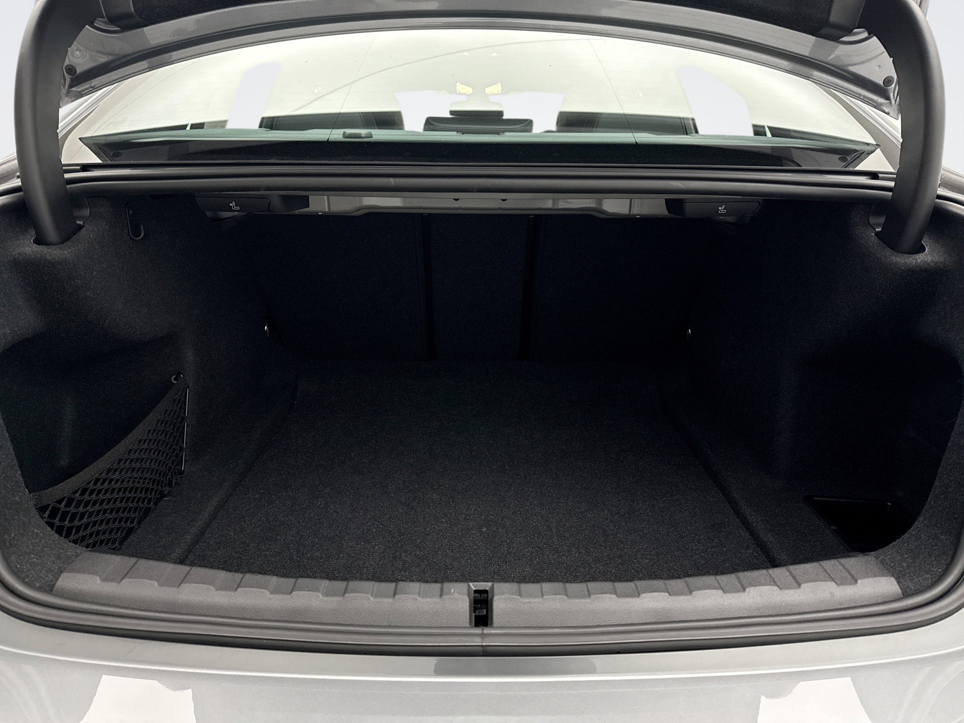 Used 2025 BMW 330i xDrive Sedan w/ M Sport Package image 20