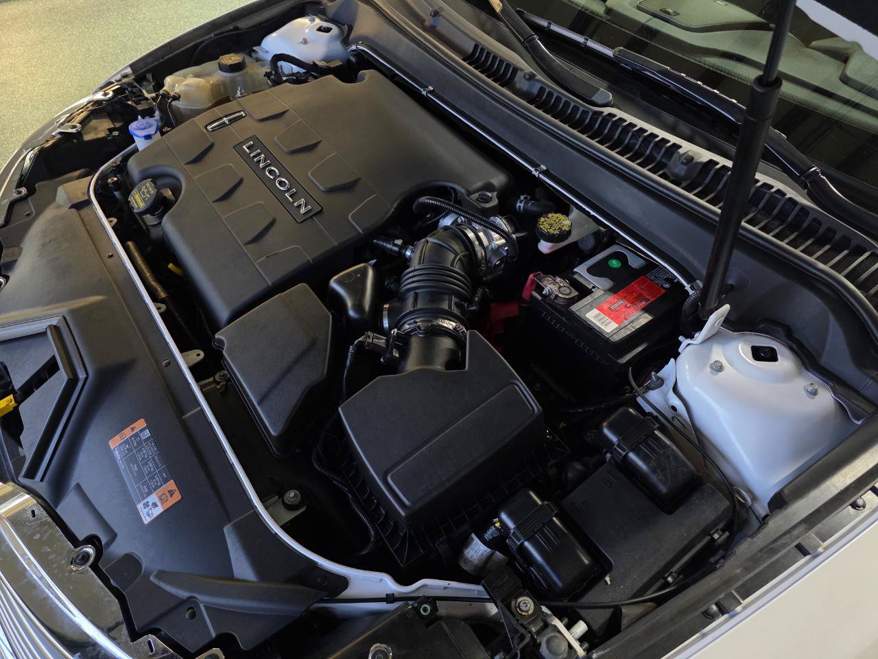 Used 2013 Lincoln MKZ FWD image 49